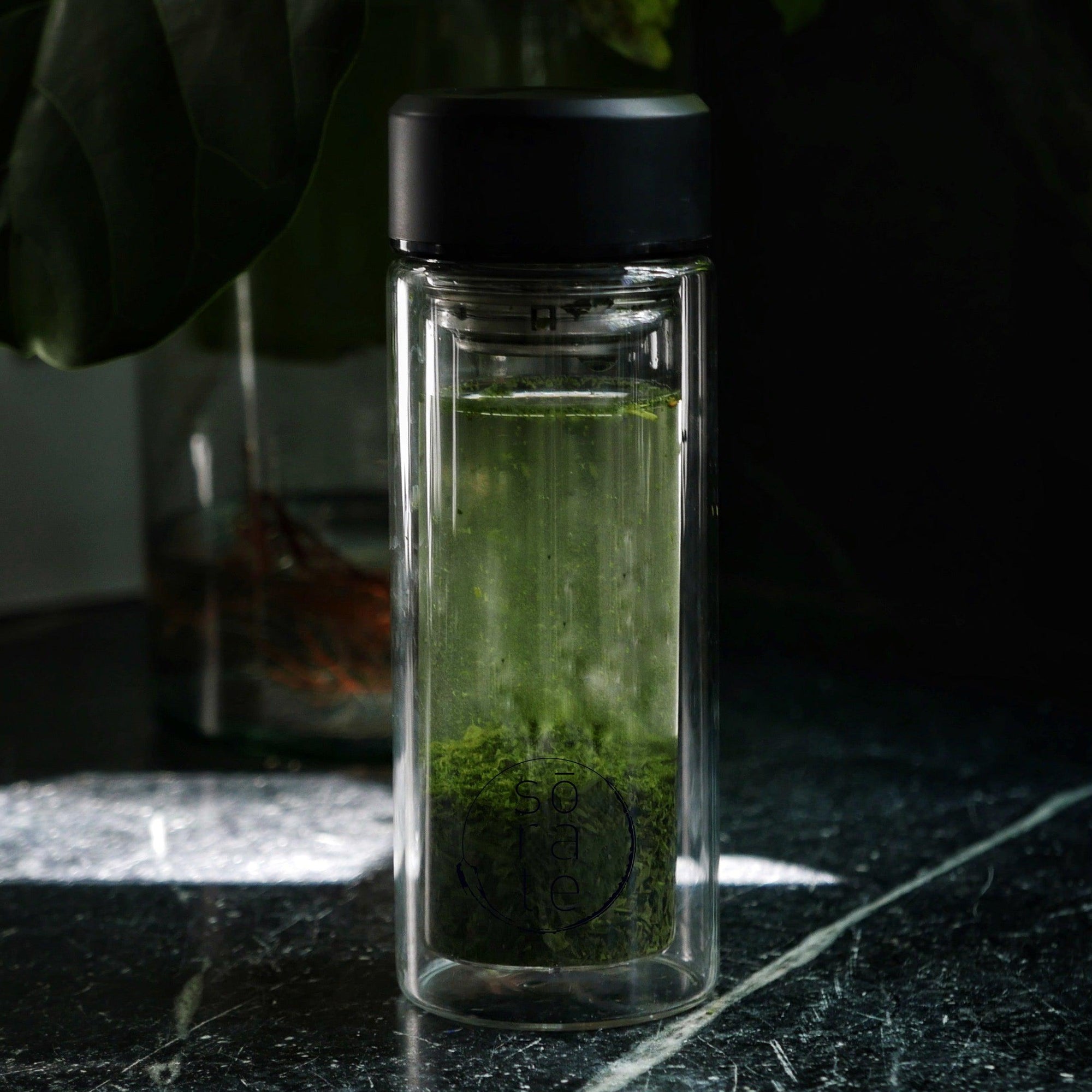 HOW TO MAKE MATCHA AND INFUSE GREEN TEA WITH SORATE GLASS BOTTLE - sorate