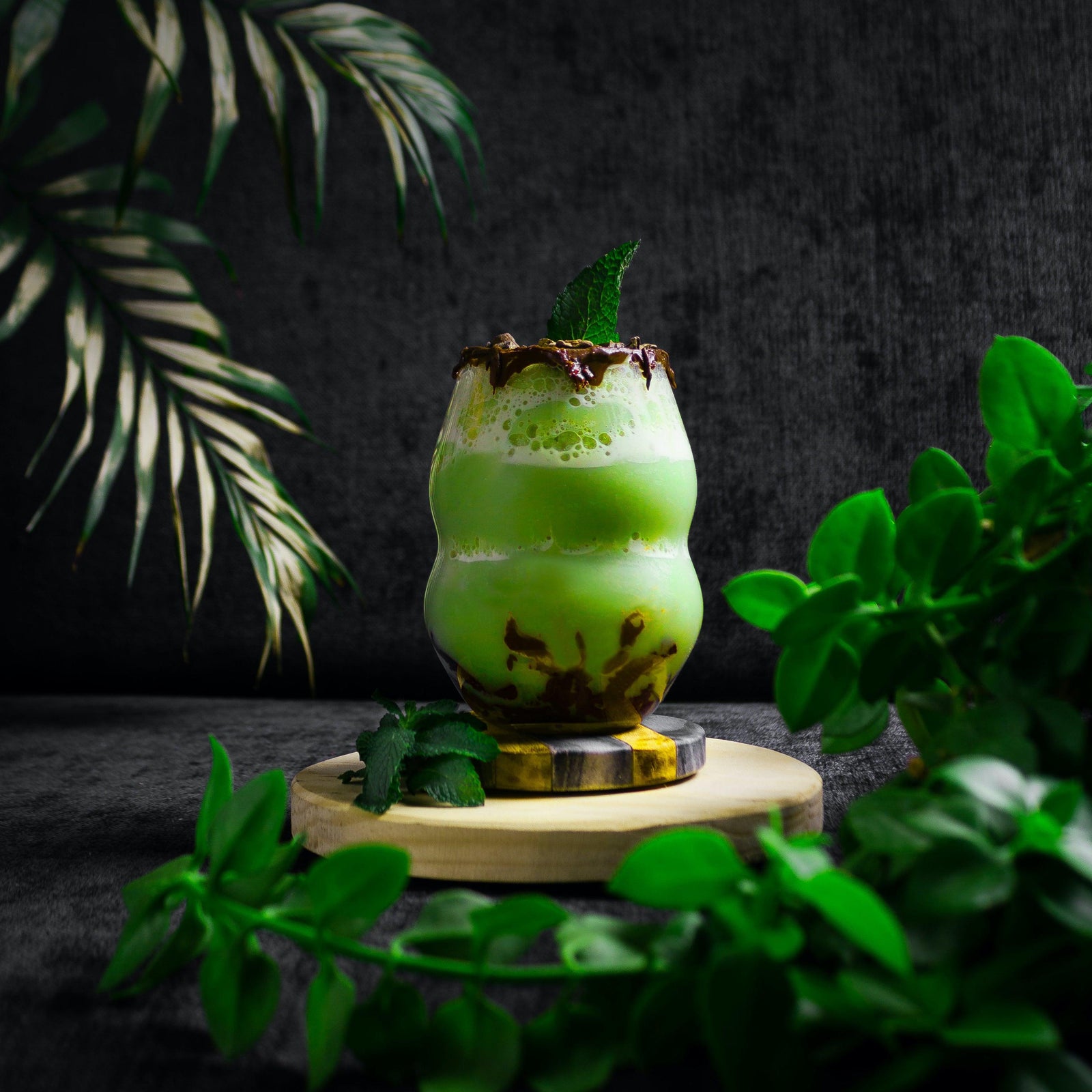 MATCHA FLOAT WITH VANILLA ICE CREAM AND CHOCOLATE SYRUP - sorate